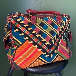 Disney collectible- Mary Poppins Returns Carpet Bag